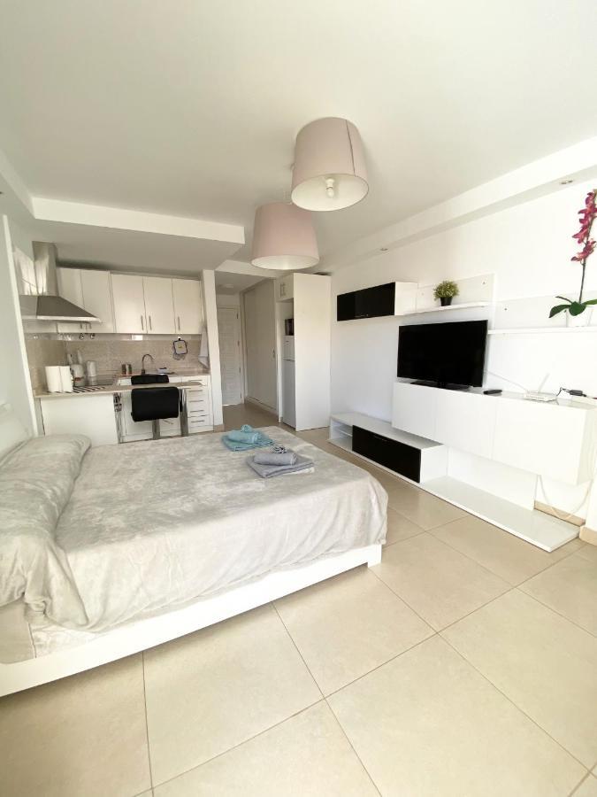 Aloha Summerland Vip Studio Sea & Pool View Los Cristianos  Extérieur photo